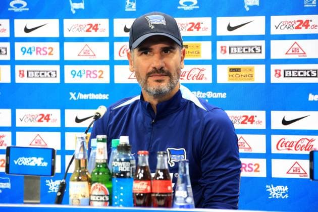 DEU, DFL, 2. FBL, Hertha BSC, Pressekonferenz, 01.08.2024, Hertha-Geschaeftsstelle, Berlin, DEU, DFL, 2. FBL, Hertha BSC, Pressekonferenz, im Bild Cheftrainer Cristian Fiel (Hertha BSC Berlin), DFL - regulations prohibit any use of Photographs as image sequences and or quasi-video Foto: Juergen Engler nordphoto GmbH