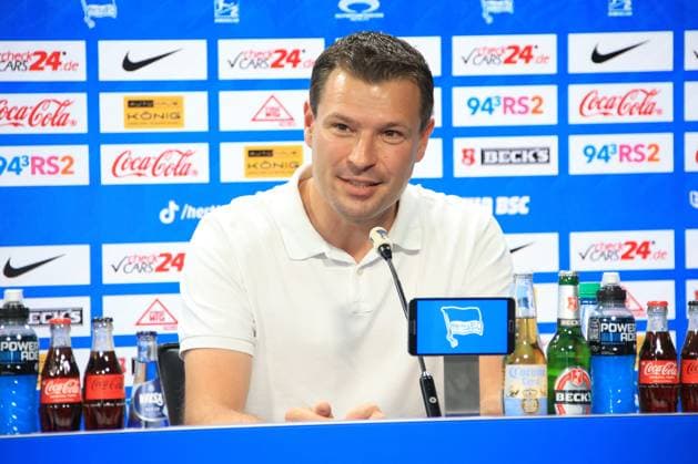 DEU, DFL, 2. FBL, Hertha BSC, Pressekonferenz, 01.08.2024, Hertha-Geschaeftsstelle, Berlin, DEU, DFL, 2. FBL, Hertha BSC, Pressekonferenz, im Bild Benjamin Weber (Sportdirektor, Hertha BSC Berlin) DFL - regulations prohibit any use of Photographs as image sequences and or quasi-video Foto: Juergen Engler nordphoto GmbH