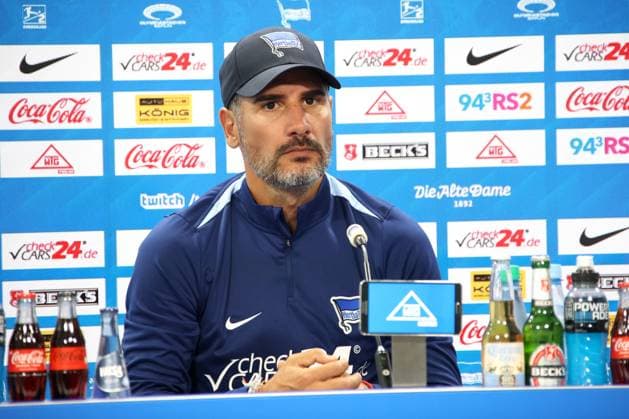 DEU, DFL, 2. FBL, Hertha BSC, Pressekonferenz, 01.08.2024, Hertha-Geschaeftsstelle, Berlin, DEU, DFL, 2. FBL, Hertha BSC, Pressekonferenz, im Bild Cheftrainer Cristian Fiel (Hertha BSC Berlin), DFL - regulations prohibit any use of Photographs as image sequences and or quasi-video Foto: Juergen Engler nordphoto GmbH
