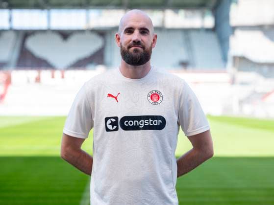 Reha-Trainer Frederic Bokelmann (St.Pauli) 31.07.24, Hamburg, FC St.Pauli 1910, 1. Fussball Bundesliga, 1.Liga, DFL, Saison 2024 2025, und Portraittermin REGULATIONS PROHIBIT ANY USE OF PHOTOGRAPHS as IMAGE SEQUENCES and or QUASI-VIDEO. Â