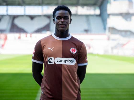 Muhammad Dahaba (St.Pauli) 31.07.24, Hamburg, FC St.Pauli 1910, 1. Fussball Bundesliga, 1.Liga, DFL, Saison 2024 2025, und Portraittermin REGULATIONS PROHIBIT ANY USE OF PHOTOGRAPHS as IMAGE SEQUENCES and or QUASI-VIDEO. Â