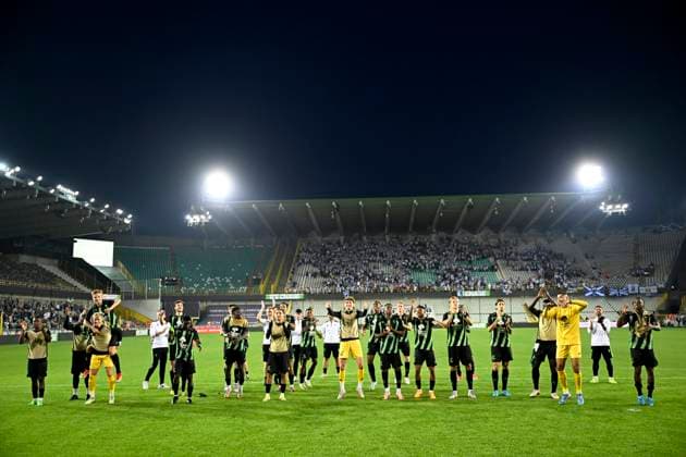 Cercle Brugge v Kilmarnock FC - UEFA Europa League BRUGGE, BELGIUM - AUGUST 01 : The players of Cercle Brugge celebrating the victory towards the supporters after the UEFA Europa League Second qualifying round, 2nd leg match between Cercle Brugge and Kilmarnock F.C. at the Jan Breydel stadium on August 01, 2024 in Brugge, Belgium, 01 08 2024 Brugge Belgium  Copyright: xNicoxVereeckenx