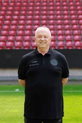 Fussball - 1. Bundesliga - Porträttermin 2024 2025 - 1. FSV Mainz 05 - 28.07.24, Walter Notter (Zeugwart),, 1. FSV Mainz 05, 1. BL; Porträttermin 2024 2025, -