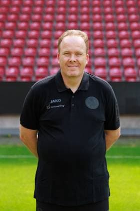 Fussball - 1. Bundesliga - Porträttermin 2024 2025 - 1. FSV Mainz 05 - 28.07.24, Torsten Körner (Zeugwart), 1. FSV Mainz 05, 1. BL; Porträttermin 2024 2025, -