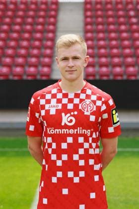 Fussball - 1. Bundesliga - Porträttermin 2024 2025 - 1. FSV Mainz 05 - 28.07.24, Jonathan Burkardt, 1. FSV Mainz 05, 1. BL; Porträttermin 2024 2025, -