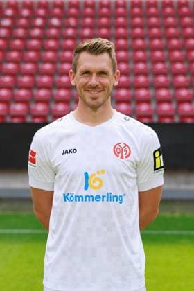 Fussball - 1. Bundesliga - Porträttermin 2024 2025 - 1. FSV Mainz 05 - 28.07.24, Daniel Batz, 1. FSV Mainz 05, 1. BL; Porträttermin 2024 2025, -