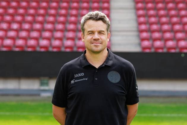 Fussball - 1. Bundesliga - Porträttermin 2024 2025 - 1. FSV Mainz 05 - 28.07.24, Steffen Tröster (Physiotherapeut), 1. FSV Mainz 05, 1. BL; Porträttermin 2024 2025, -