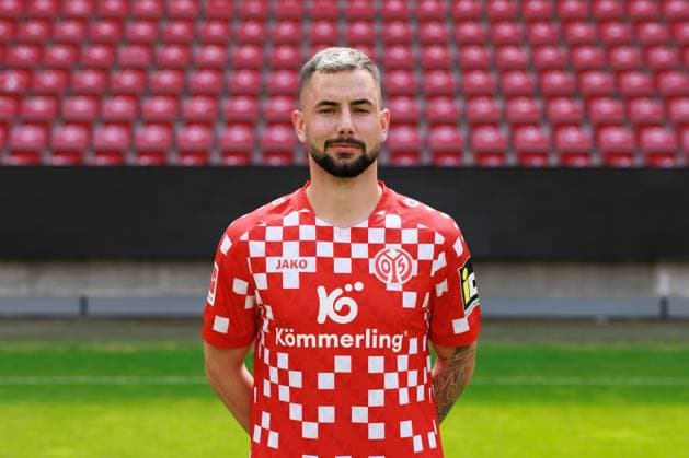 Fussball - 1. Bundesliga - Porträttermin 2024 2025 - 1. FSV Mainz 05 - 28.07.24, Marco Richter, 1. FSV Mainz 05, 1. BL; Porträttermin 2024 2025, -