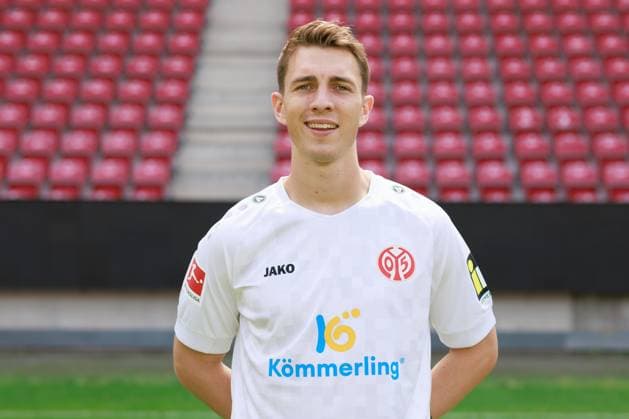 Fussball - 1. Bundesliga - Porträttermin 2024 2025 - 1. FSV Mainz 05 - 28.07.24, Lasse Rieß, 1. FSV Mainz 05, 1. BL; Porträttermin 2024 2025, -