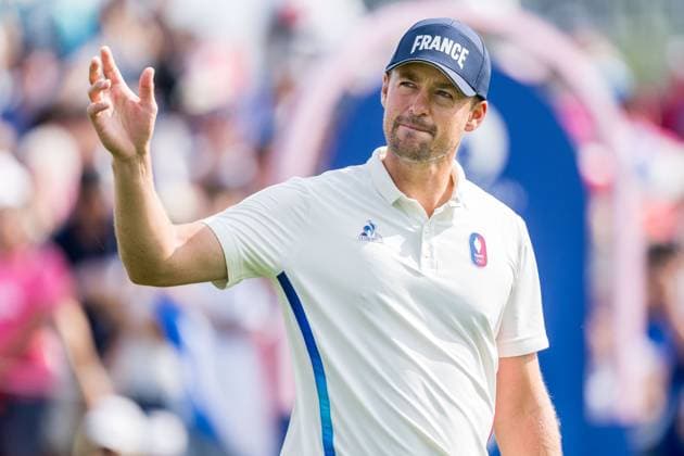 240802 Victor Perez of France competes in men s individual golf round 2 during day 7 of the Paris 2024 Olympic Games, Olympische Spiele, Olympia, OS on August 2, 2024 in Paris. Photo: Ludvig Thunman BILDBYRAN kod LT LT0655 golf olympic games olympics os ol olympiska spel olympiske leker paris 2024 paris-os paris-ol 7 bbeng Copyright: LUDVIGxTHUNMAN BB240802LT002