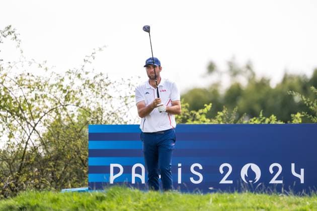 240802 Scottie Scheffler of USA competes in men s individual golf round 2 during day 7 of the Paris 2024 Olympic Games, Olympische Spiele, Olympia, OS on August 2, 2024 in Paris. Photo: Ludvig Thunman BILDBYRAN kod LT LT0655 golf olympic games olympics os ol olympiska spel olympiske leker paris 2024 paris-os paris-ol 7 bbeng usa Copyright: LUDVIGxTHUNMAN BB240802LT080