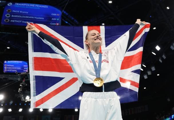 Sport Themen der Woche KW31 Highlight Bilder des Tages (240802) -- PARIS, Aug. 2, 2024 -- Gold medalist Bryony Page of Great Britain reacts during the awarding ceremony after the women s final of trampoline gymnastics at the Paris 2024 Olympic Games, Olympische Spiele, Olympia, OS in Paris, France, Aug. 2, 2024. ) (PARIS2024) FRANCE-PARIS-OLY-TRAMPOLINE GYMNASTICS CaoxCan 