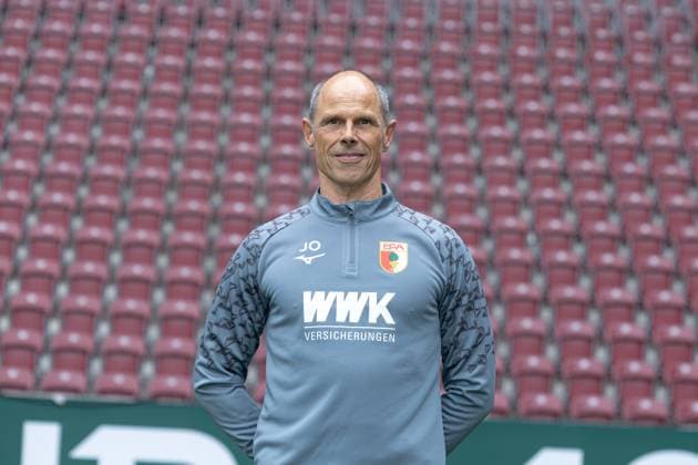 Dr. Jens-Ulrich Otto (Mannschaftsarzt); FC Augsburg; 1. BL, Porträttermin 2024 2025