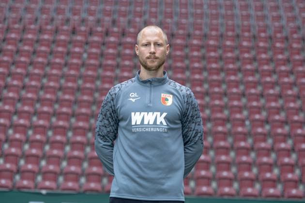 Quirin Löppert (Reha- und Athletiktrainer); FC Augsburg; 1. BL, Porträttermin 2024 2025