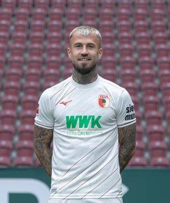 Niklas Dorsch; FC Augsburg; 1. BL, Porträttermin 2024 2025