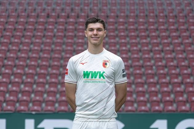 Mert Kömür; FC Augsburg; 1. BL, Porträttermin 2024 2025