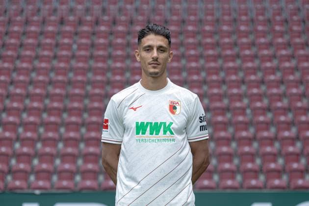 Dimitrios Giannoulis; FC Augsburg; 1. BL, Porträttermin 2024 2025