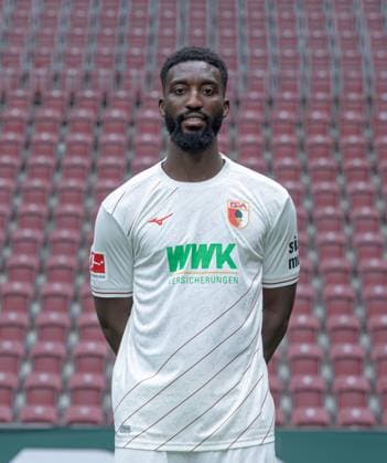 Patric Pfeiffer; FC Augsburg; 1. BL, Porträttermin 2024 2025