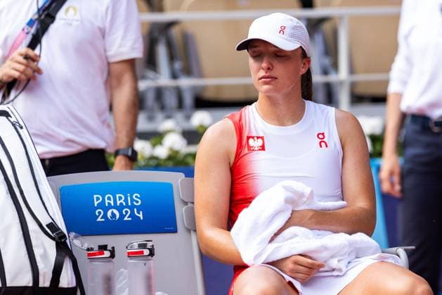 Tennis - Olympic Games, Olympische Spiele, Olympia, OS Paris 2024: Day 7 Iga Swiatek of Team Poland reacts after winning during the Tennis Women s Singles Bronze Medal match against Anna Karolina Schmiedlova of Team Slovakia on day seven of the Olympic Games Paris 2024 at Roland Garros on August 02, 2024 in Paris, France Paris France  Copyright: xAndrzejxIwanczukx originalFilename:iwanczuk-tennisol240802_npzW8.jpg