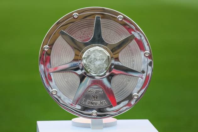2. Bundesliga - 24 25 - 1. FC Köln - Hamburger SV am 02.08.2024 im RheinEnergieSTADION in Köln Meisterschale der 2. Bundesliga - Feature, Symbol, Symbolfoto, charakteristisch, Detail