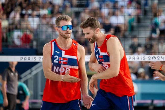 240802 Anders Mol and Christian Sorum of Norway in men s preliminary round Beach volleyball, Beachvolleyball match between Norway and Netherlands during day 7 of the Paris 2024 Olympic Games, Olympische Spiele, Olympia, OS on August 2, 2024 in Paris. Photo: Jon Olav Nesvold BILDBYRAN COP 217 JE0093 beachvolleyboll, beach volleyball, sandvolleyball,paris 2024 oly Copyright: JONxOLAVxNESVOLD BB240802JE158