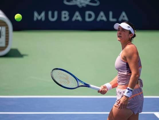 August 2, 2024: Caroline Dolehide (USA) hits a ball to the fans after her match during the 2024 Mubadala Citi DC Open tennis tournament being played at Rock Creek Park Tennis Center in Washington, D.C. CSM District Of Columbia United States of America - ZUMAc04_ 20240802_zma_c04_275 Copyright: xJustinxCooperx