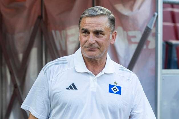 2. Fussball-Bundesliga: 1. FC Köln - Hamburger SV, 02.08.2024 Stefan Kuntz. 2. Fussball-Bundesliga, 1. FC Köln - Hamburger SV, 1. Spieltag, am 02.08.2024, RheinEnergie-Stadion, Köln DFL regulations prohibit any use of photographs as image sequences and or quasi-video