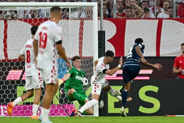 Ransford Königsdörffer Koenigsdoerffer Konigsdorffer (Hamburg 11) erzielt das Tor zum 0:2 02.08.2024 Fussball 1. FC Koeln vs Hamburger SV, Rheinenergiestadion, Koeln, DFB DFL REGULATIONS PROHIBIT ANY USE OF PHOTOGRAPHS AS IMAGE SEQUENCES AND OR QUASI-VIDEO NRW Germany