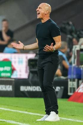 2. Bundesliga - 24 25 - 1. FC Köln - Hamburger SV am 02.08.2024 im RheinEnergieSTADION in Köln Trainer Head Coach Gerhard Struber (Koeln) unzufrieden, enttäuscht, enttaeuscht, niedergeschlagen