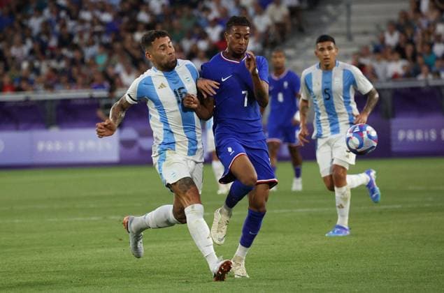 JEUX OLYMPIQUES PARIS 2024 FRANCE ARGENTINE PHOTOPQR SUD OUEST Thierry DAVID ; ; 02 08 2024 ; COMMENTAIRES :Bordeaux 2 AoÃ»t 2024. Stade de Bordeaux . JO PARIS 2024 Ã Bordeaux, Un Ã tÃ olympique Ã Bordeaux MÃ tropole. Du 24 juillet au 2 aoÃ»t 2024, la mÃ tropole de Bordeaux accueille des matchs de football des Jeux Olympiques au Stade de Bordeaux. Vendredi 2 aoÃ»t 21h FOOTBALL (tournoi masculin) : Quart de finale FRANCE vs ARGENTINE. Session FBL 47 .Photo Thierry DAVID. - The Paris 2024 Summer Olympic Games, Olympische Spiele, Olympia, OS (Jul 26-Aug 11, 2024).