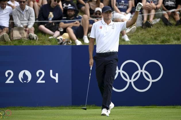 Ludvig Åberg of Sweden competes during men s individual stroke play of golf at the Paris Summer Olympic Games, Olympische Spiele, Olympia, OS in Le Golf National on August 3, 2024. Paris France LKFTJK20240803122833OFZV  Copyright: xAnttixAimo-Koivistox LKFTJK20240803122833OFZV