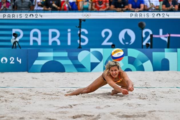 Olympische Spiele Beach volleyball, Beachvolleyball ; Paris 03.08.2024 Vorrunde, Frauen, GER-ESP, Laura Ludwig (1, GER), Copyright: xBEAUTIFULxSPORTS TomxBlochx
