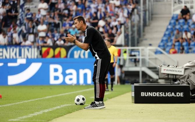03.08.24 Karlsruher SC - 1. FC Nürnberg Deutschland, Karlsruhe, 03.08.2024, Fussball, 2. Bundesliga, Karlsruher SC - 1. FC Nürnberg: Miroslav Klose (Trainer 1. FC Nürnberg).