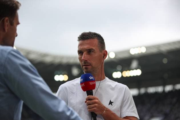 Interview im Stadion vor Spielbeginn, Interview, TV Pregame Pre-Match Fussballtrainer Christian Eichner ( Karlsruher SC, Chef-Trainer) Karlsruher SC vs. 1. FC Nuernberg, Fussball, 2. Liga, 1. Spieltag, 2024 2025, 03.08.2024 , DFL REGULATIONS PROHIBIT ANY USE OF PHOTOGRAPHS AS IMAGE SEQUENCES AND OR QUASI-VIDEO. Karlsruher SC vs. 1. FC Nuernberg, Fussball, 2. Liga, 1. Spieltag, 2024 2025, 03.08.2024 Karlsruhe