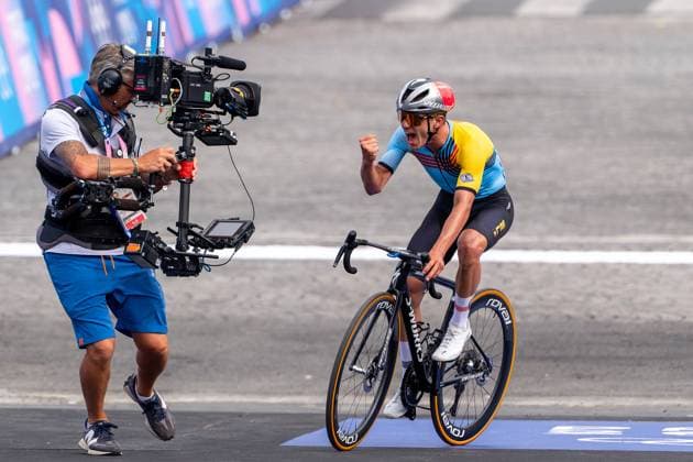 Sport Themen der Woche KW31 Sport Bilder des Tages 2024-08-03 Cycling Road - Olympic Games, Olympische Spiele, Olympia, OS Paris 2024 - Day 8 PARIS, FRANCE - AUGUST 3: Remco Evenepoel of Belgium celebrates after competing in the Men s Road Race during Day 8 of Cycling Road - Olympic Games Paris 2024 at Trocadero on August 3, 2024 in Paris, France. (Photo by Joris Verwijst BSR Agency) Paris France Content not available for redistribution in The Netherlands directly or indirectly through any third parties. Copyright: xBSRxAgencyx