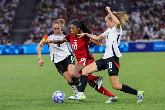 JEUX OLYMPIQUES PARIS 2024 PHOTOPQR LA PROVENCE Gilles Bader ; Marseille ; 03 08 2024 ; JO football feminin match entre le Canada et l Allemagne en quart de finale - The Paris 2024 Summer Olympic Games, Olympische Spiele, Olympia, OS (Jul 26-Aug 11, 2024).