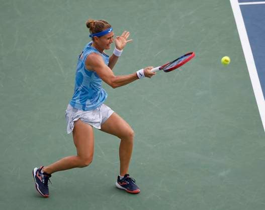August 3, 2024: Marie Bouzkova (CZE) plays a shot during the 2024 Mubadala Citi DC Open tennis tournament being played at Rock Creek Park Tennis Center in Washington, D.C. CSM District Of Columbia United States of America - ZUMAc04_ 20240803_zma_c04_146 Copyright: xJustinxCooperx