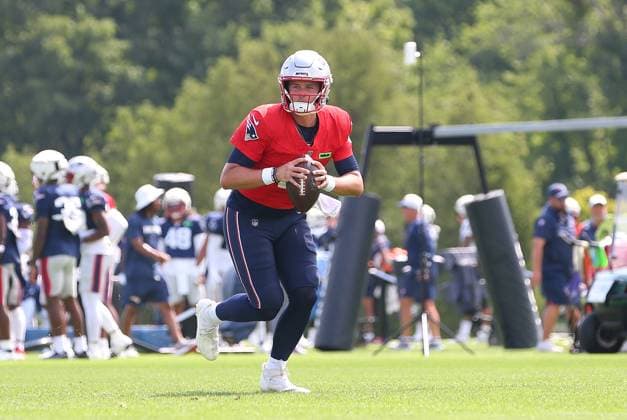 August 3, 2024; Foxborough, MA, USA; New England Patriots quarterback Bailey Zappe (4) participate in drills during Patriots training camp at Gillette Stadium. CSM Foxborough United States - ZUMAc04_ 20240803_zma_c04_169 Copyright: xAnthonyxNesmithx
