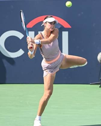 August 3, 2024, Washington, D.C, U.S: CAROLINE DOLEHIDE hits a backhand during her semifinal loss to Paula Badosa at the Rock Creek Tennis Center. Washington U.S - ZUMAg196 20240803_zap_g196_004 Copyright: xKylexGustafsonx