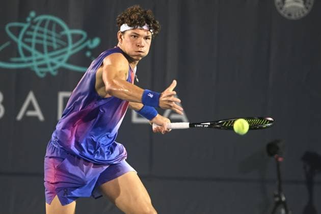 August 3, 2024, Washington, D.C, U.S: BEN SHELTON hits a forehand during his semifinal match against Flavio Cobolli at the Rock Creek Tennis Center. Washington U.S - ZUMAg196 20240803_zap_g196_015 Copyright: xKylexGustafsonx