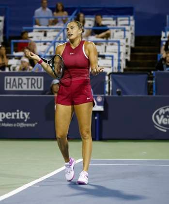 August 3, 2024: Arena Sabalenka lets go of her racket during the 2024 Mubadala Citi DC Open tennis tournament being played at Rock Creek Park Tennis Center in Washington, D.C. CSM District Of Columbia United States of America - ZUMAc04_ 20240803_zma_c04_385 Copyright: xJustinxCooperx