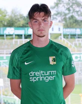 Chemie Leipzig Teampräsentation Regionalliga NO Maximilian Jagatic ; BSG Chemie Leipzig ; Regionalliga NordOst, Porträttermin 2024 2025 , 02.08.2024, Alfred-Kunze-Sportpark, Leipzig ,