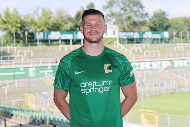 Chemie Leipzig Teampräsentation Regionalliga NO Tim Bunge ; BSG Chemie Leipzig ; Regionalliga NordOst, Porträttermin 2024 2025 , 02.08.2024, Alfred-Kunze-Sportpark, Leipzig ,