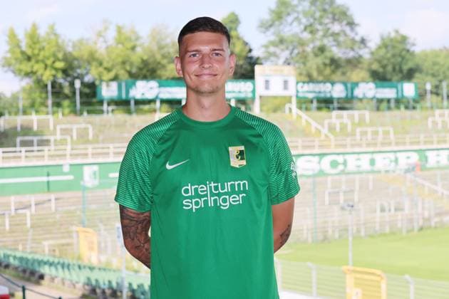 Chemie Leipzig Teampräsentation Regionalliga NO Paul Horschig ; BSG Chemie Leipzig ; Regionalliga NordOst, Porträttermin 2024 2025 , 02.08.2024, Alfred-Kunze-Sportpark, Leipzig ,