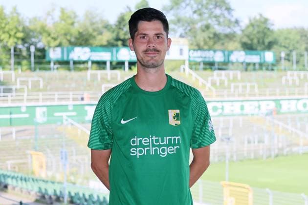 Chemie Leipzig Teampräsentation Regionalliga NO Dennis Mast ; BSG Chemie Leipzig ; Regionalliga NordOst, Porträttermin 2024 2025 , 02.08.2024, Alfred-Kunze-Sportpark, Leipzig ,