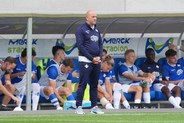 Trainer Torsten Lieberknecht (SV Darmstadt 98) - 04.08.2024 2. Bundesliga, Saison 24 25: SV Darmstadt 98 vs Fortuna Düsseldorf, Stadion am Boellenfalltor, emonline, emspor,