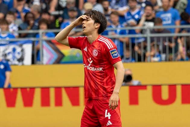 2. Fussball Bundesliga: SV Darmstadt 98 - Fortuna Düsseldorf, 04.08.2024 Ao Tanaka (Fortuna Düsseldorf 4) kann es nicht fassen, SV Darmstadt 98 - Fortuna Düsseldorf, Darmstadt, Merck-Stadion am Böllenfalltor, 4.8.2024