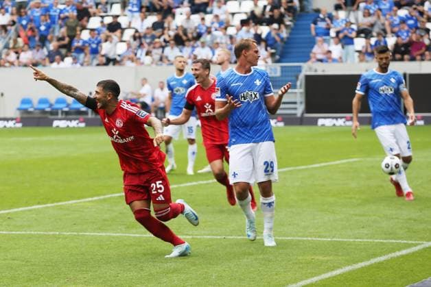 04.08.2024, xtvx, Fussball 2.Bundesliga, SV Darmstadt 98 - Fortuna Düsseldorf emspor, v.l. Zweikampf, Duell, duel, tackle, compete 0:1 Aleksandar Vukotic (SV Darmstadt 98) Eigentor Torjubel, Goal celebration, celebrate the goal, celebrates scoring Matthias Zimmermann (Fortuna Duesseldorf) (DFL DFB REGULATIONS PROHIBIT ANY USE OF PHOTOGRAPHS as IMAGE SEQUENCES and or QUASI-VIDEO) Darmstadt