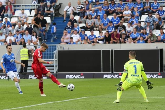 04.08.2024, xtvx, Fussball 2.Bundesliga, SV Darmstadt 98 - Fortuna Düsseldorf emspor, v.l. Goal scored, Tor zum 0:2 Tim Rossmann (Fortuna Duesseldorf) (DFL DFB REGULATIONS PROHIBIT ANY USE OF PHOTOGRAPHS as IMAGE SEQUENCES and or QUASI-VIDEO) Darmstadt