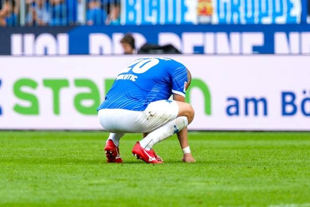 Paul Will (SV Darmstadt 98, 28) ist enttaeuscht ueder die Niederlage, GER, SV Darmstadt 98 vs. Fortuna Duesseldorf, Fussball, 2. Bundesliga, 1. Spieltag, Spielzeit 2024 2025, 04.08.2024. DFL REGULATIONS PROHIBIT ANY USE OF PHOTOGRAPHS as IMAGE SEQUENCES and or QUASI-VIDEO GER, SV Darmstadt 98 vs. Fortuna Duesseldorf, Fussball, 2. Bundesliga, 1. Spieltag, Spielzeit 2024 2025, 04.08.2024. Darmstadt